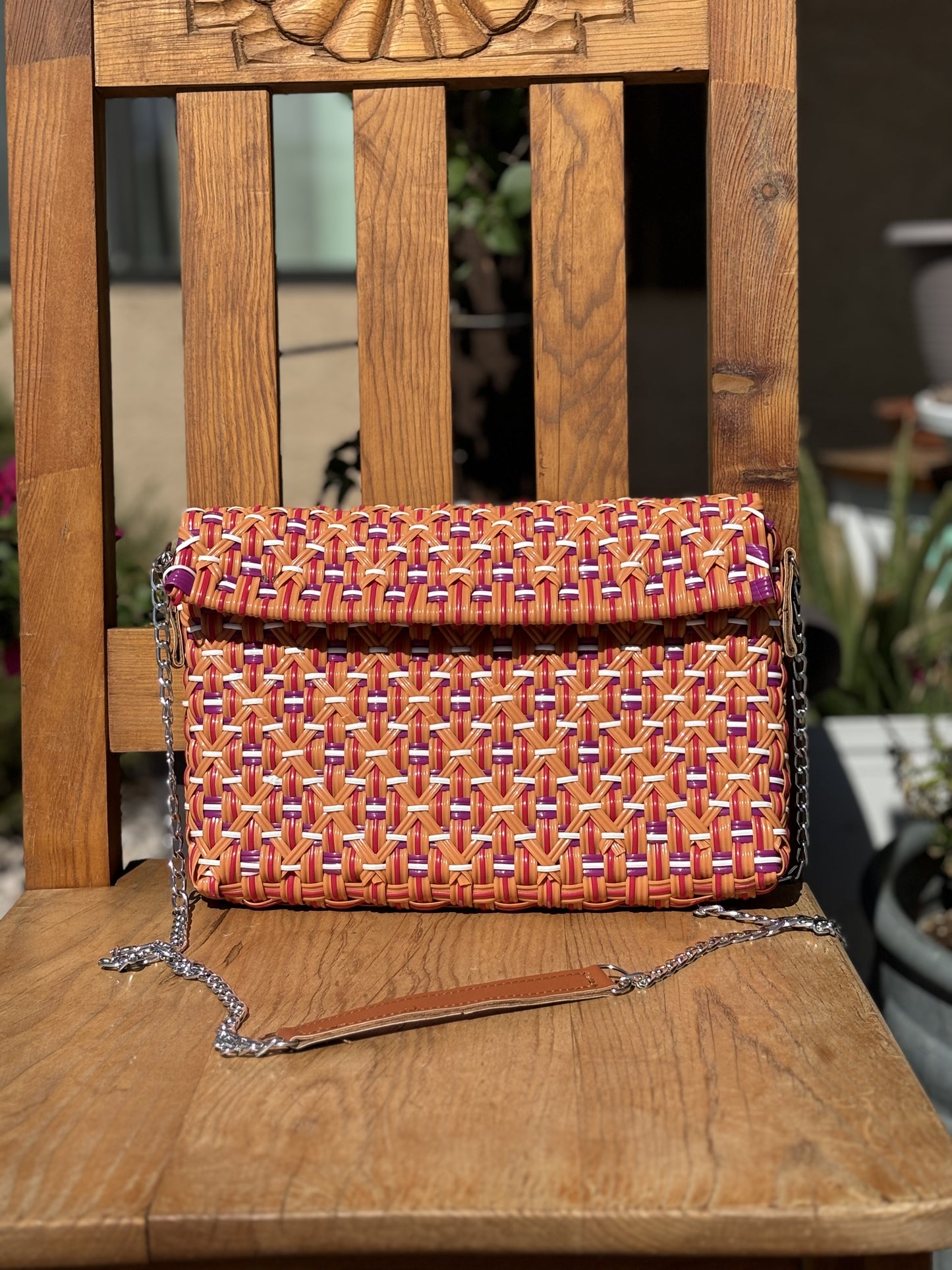 Coqueta Crossbody- Peachy Pink