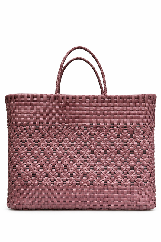 Pre-order “La deseada”