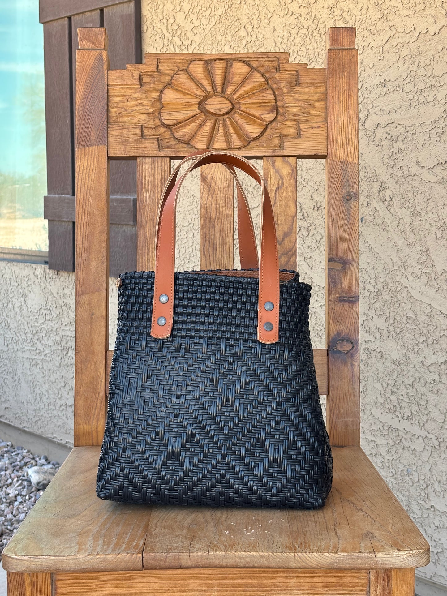 Vaquerita Crossbody- Black