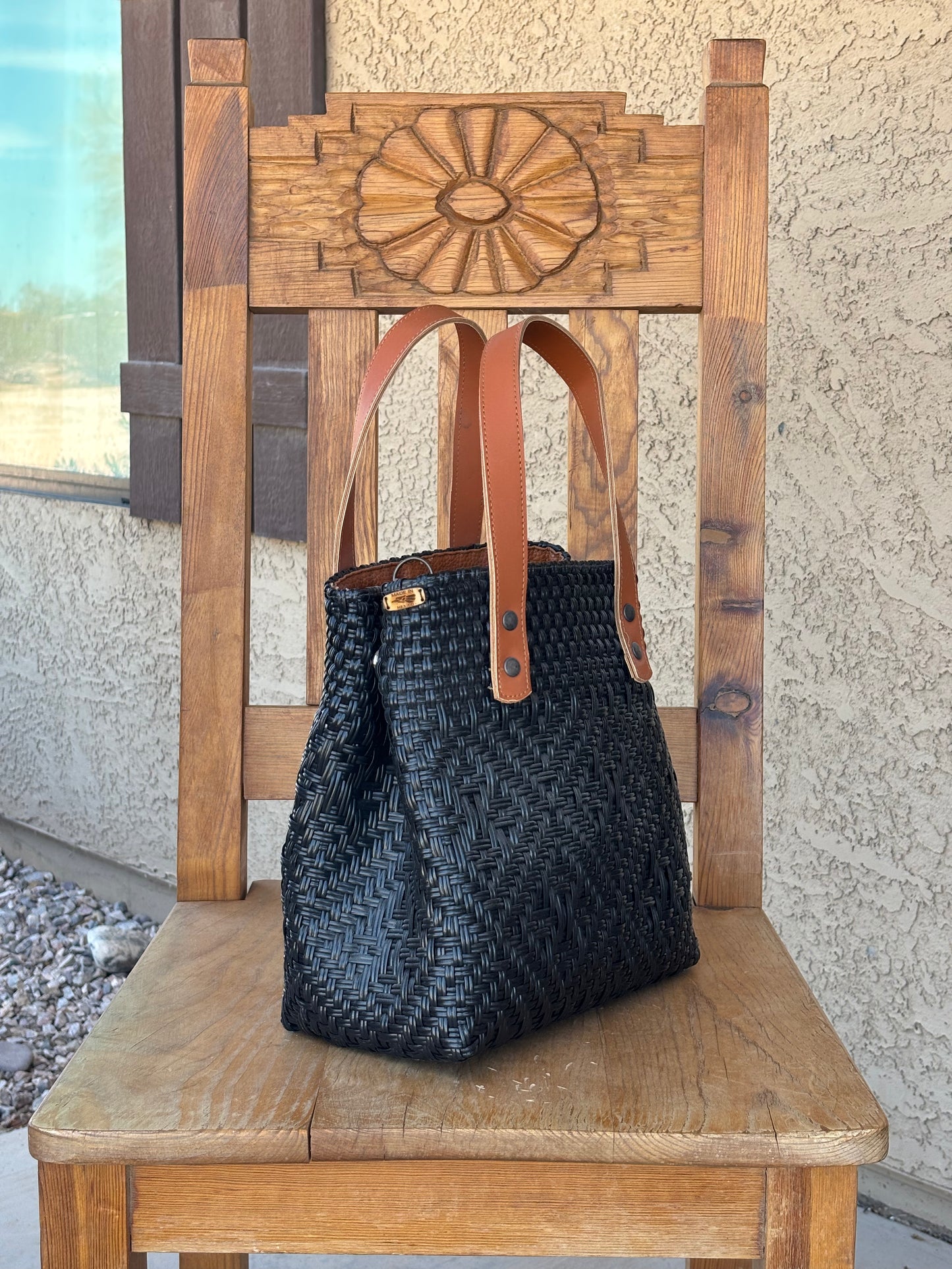 Vaquerita Crossbody- Black
